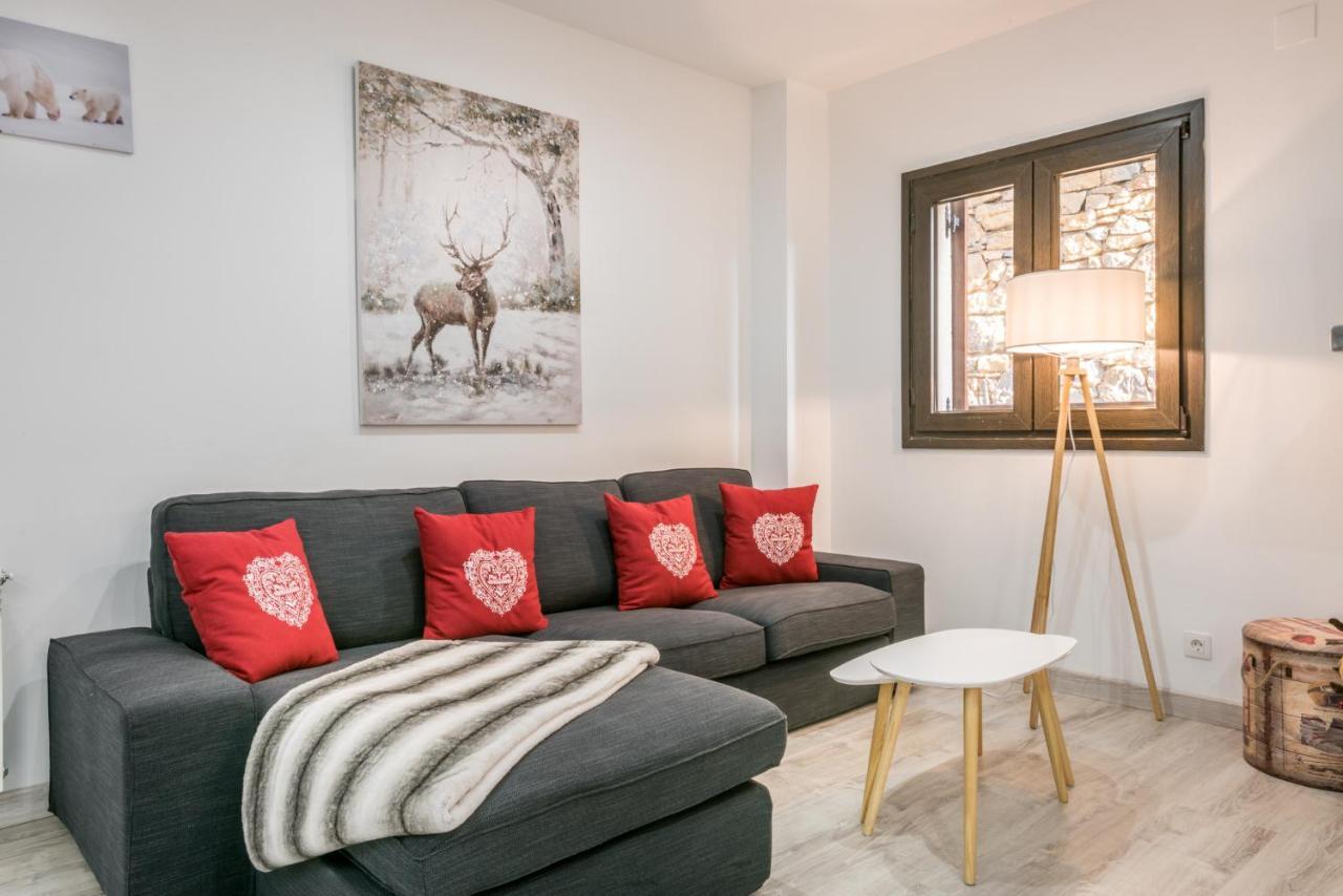 Adriana by Totiaran Apartment Baqueira Beret Bagian luar foto